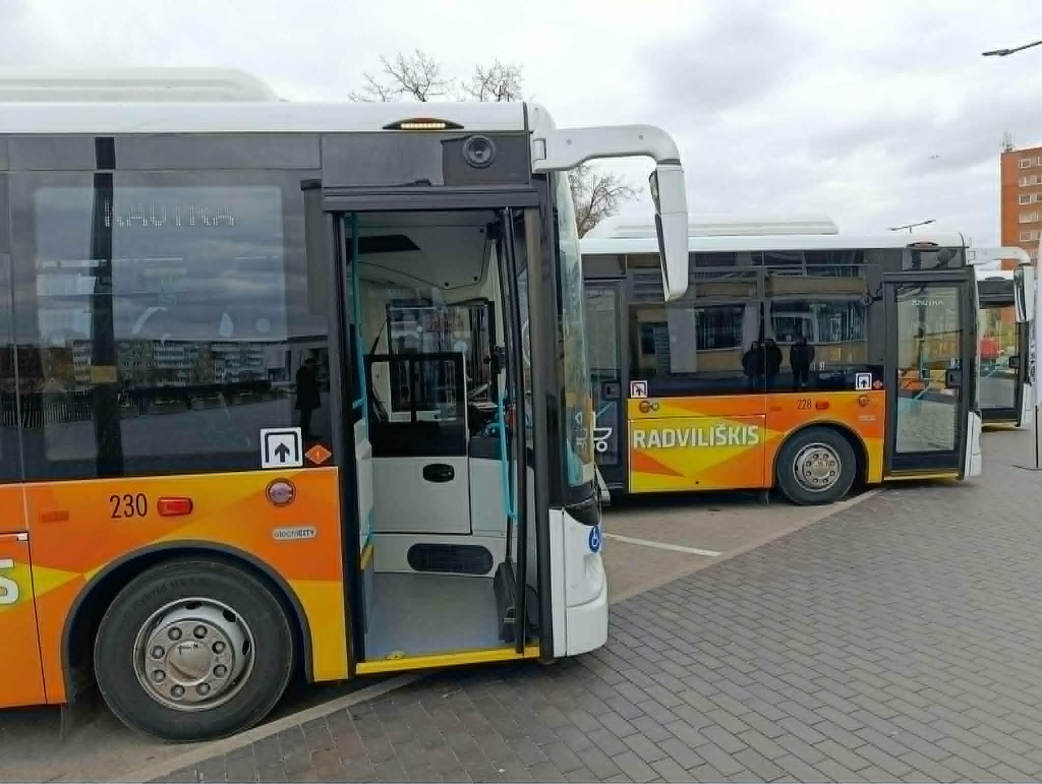 Informacija keleiviams dėl vasaros sezono tvarkaraščių